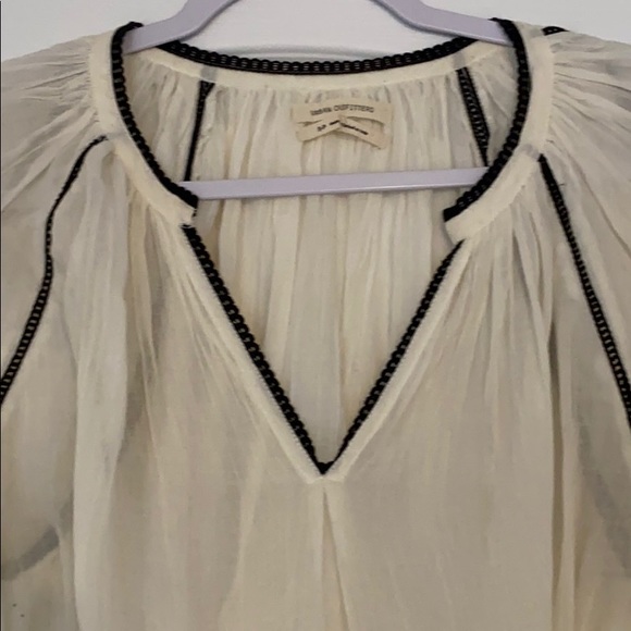 Cream blouse with black details - Picture 2 of 4